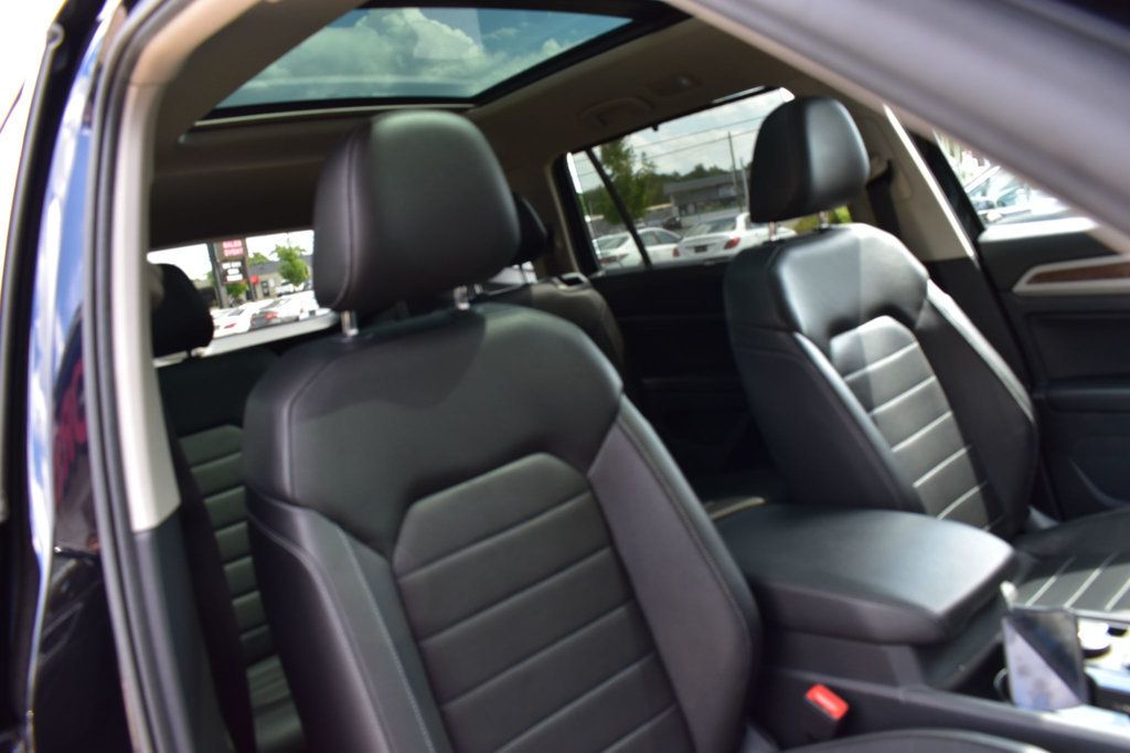 2019 Volkswagen Atlas V6 SEL Premium photo 18