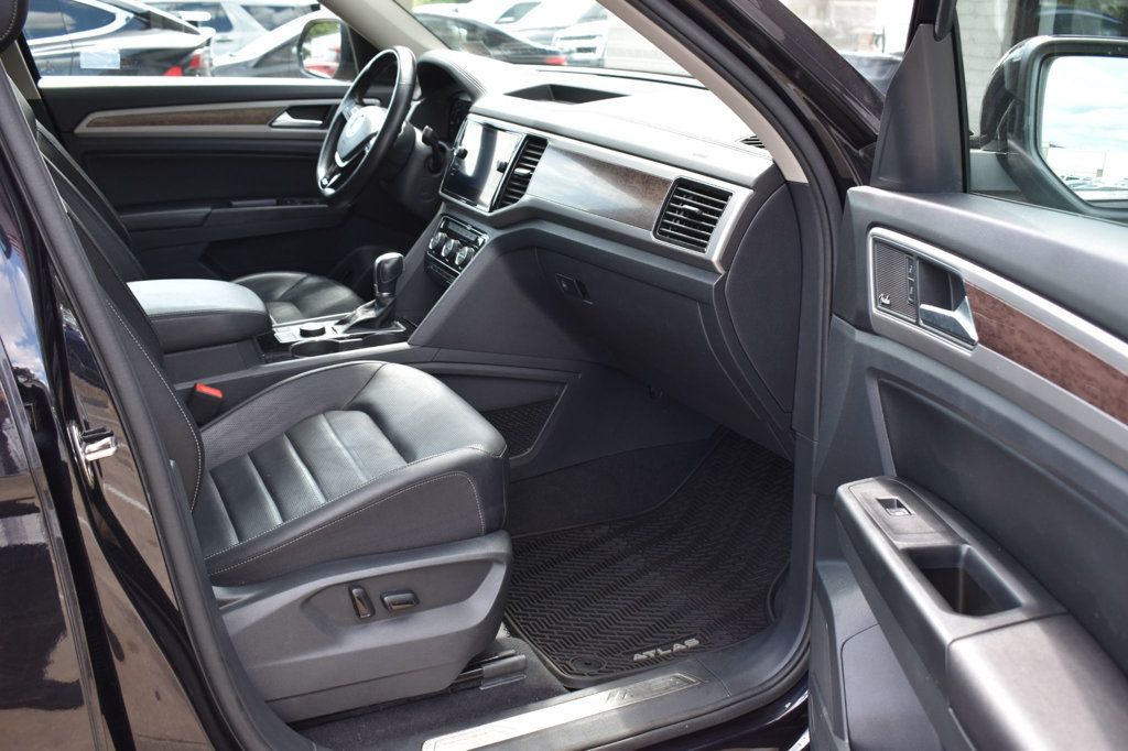 2019 Volkswagen Atlas V6 SEL Premium photo 19