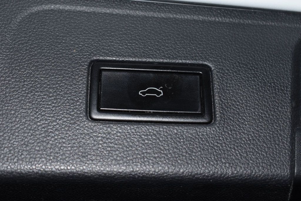 2019 Volkswagen Atlas 3.6L V6 SEL Premium 4MOTION - 22947609 - 50