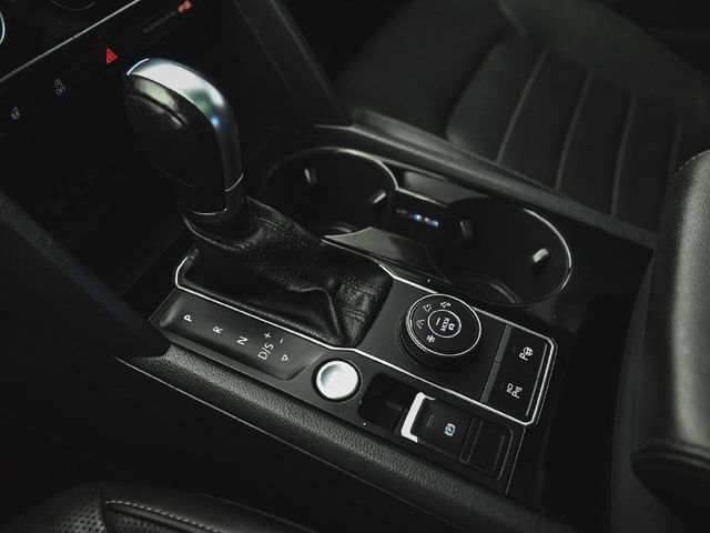 2019 Volkswagen Atlas 3.6L V6 SEL Premium 4MOTION - 23100261 - 36