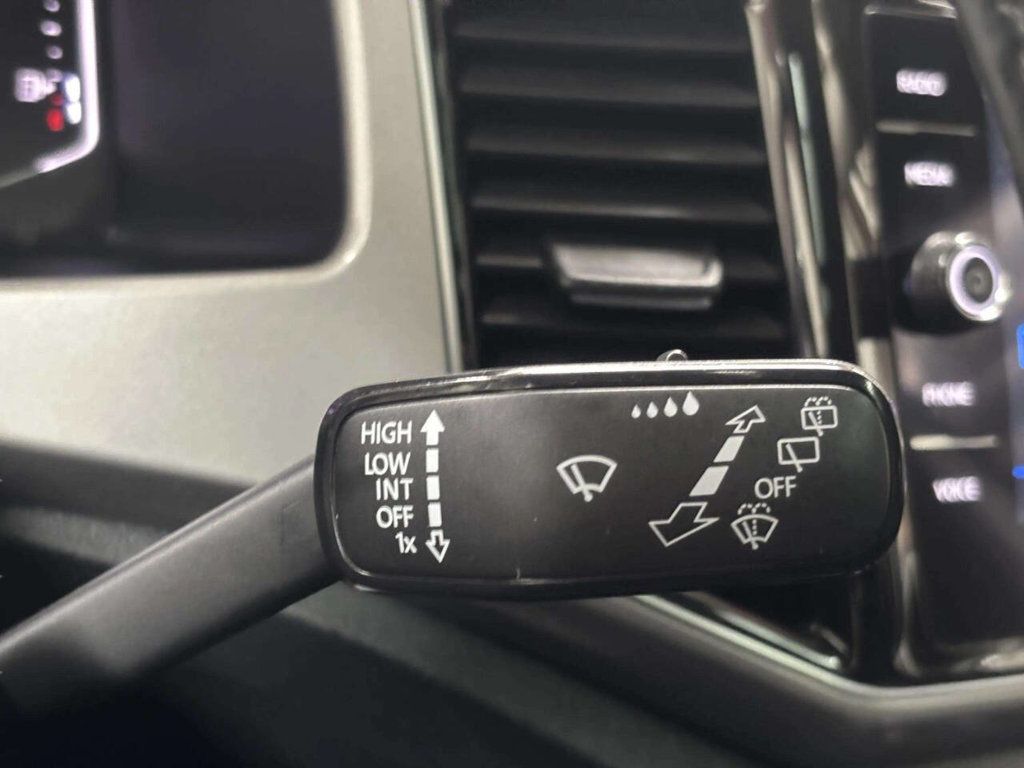 2019 Volkswagen Atlas 3.6L V6 SEL R-Line 4MOTION - 23035092 - 35
