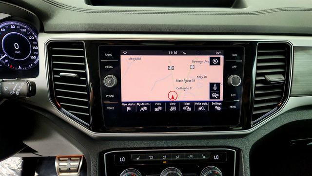2019 Volkswagen Atlas 3.6L V6 SEL R-Line with 2nd Row Dual Captain's Chairs - 23079113 - 18