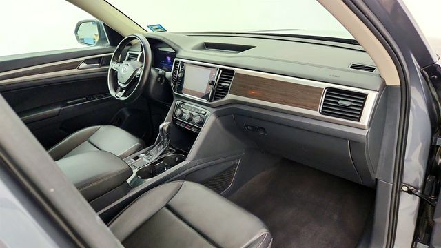 2019 Volkswagen Atlas 3.6L V6 SEL R-Line with 2nd Row Dual Captain's Chairs - 23079113 - 25