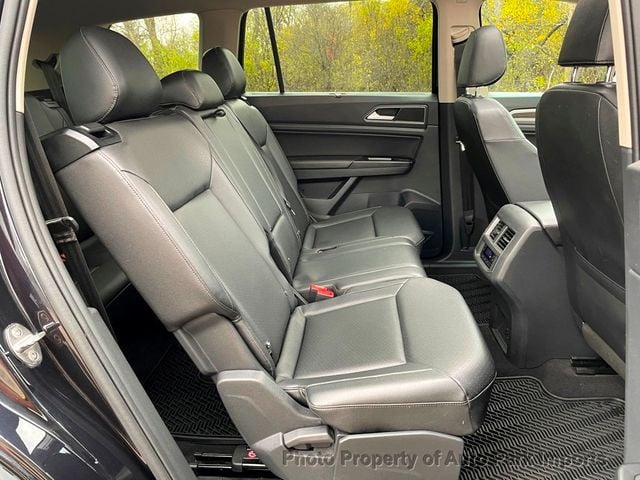 2019 Volkswagen Atlas SE w/Tech photo 25