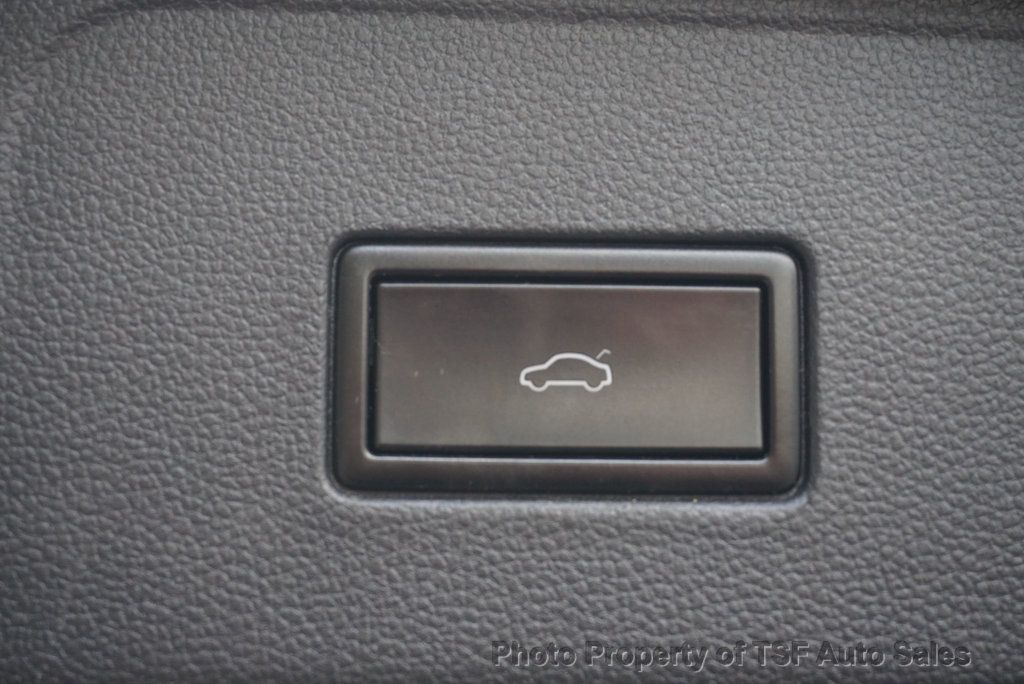 2019 Volkswagen Atlas 3.6L V6 SE w/Technology 4MOTION - 22967094 - 37