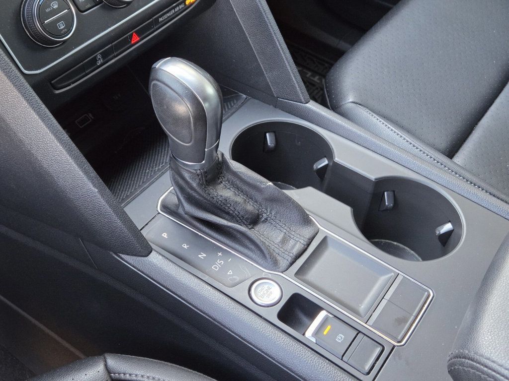 2019 Volkswagen Atlas 3.6L V6 SE w/Technology FWD - 22976399 - 20