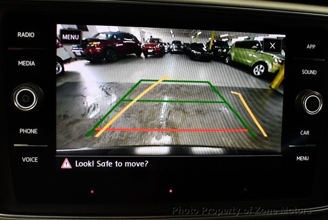 2019 Volkswagen Atlas 3.6L V6 SE w/Technology FWD - 22039595 - 40