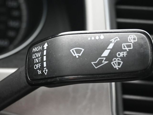 2019 Volkswagen Atlas 3.6L V6 SE w/Technology FWD - 23015450 - 25