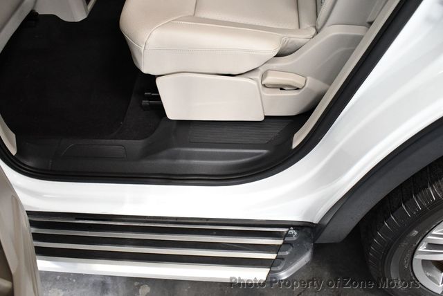 2019 Volkswagen Atlas 3.6L V6 SE w/Technology R-Line 4MOTION - 22556855 - 11