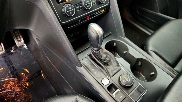 2019 Volkswagen Atlas 3.6L V6 SE w/Technology R-Line 4MOTION with Panoramic Sunroof - 22958138 - 16