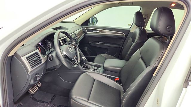 2019 Volkswagen Atlas 3.6L V6 SE w/Technology R-Line 4MOTION with Panoramic Sunroof - 22958138 - 18