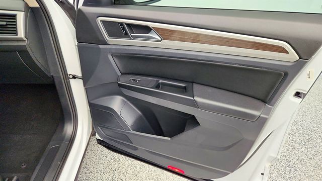 2019 Volkswagen Atlas 3.6L V6 SE w/Technology R-Line 4MOTION with Panoramic Sunroof - 22958138 - 24