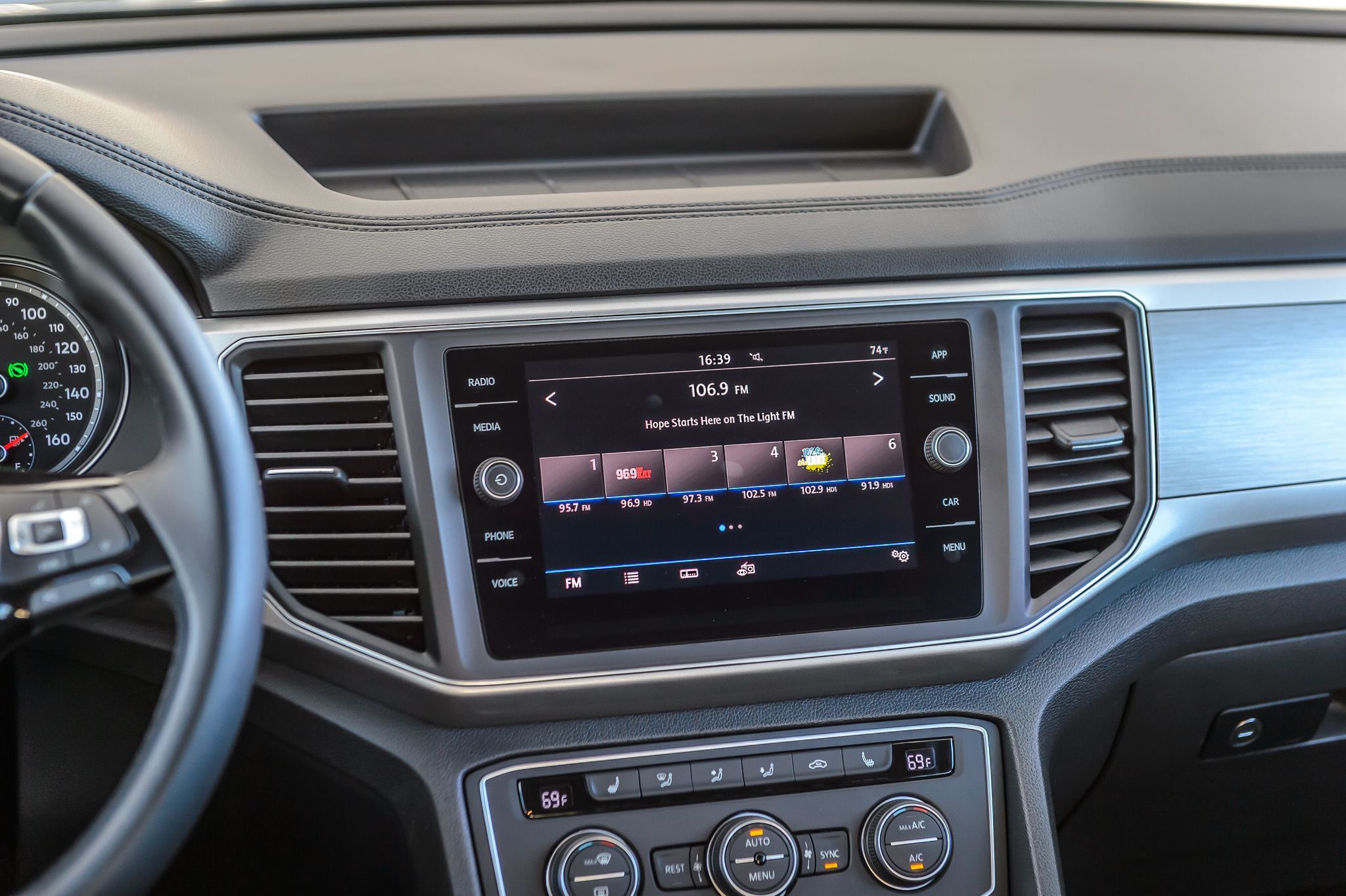 2019 Volkswagen Atlas V6 SE photo 24