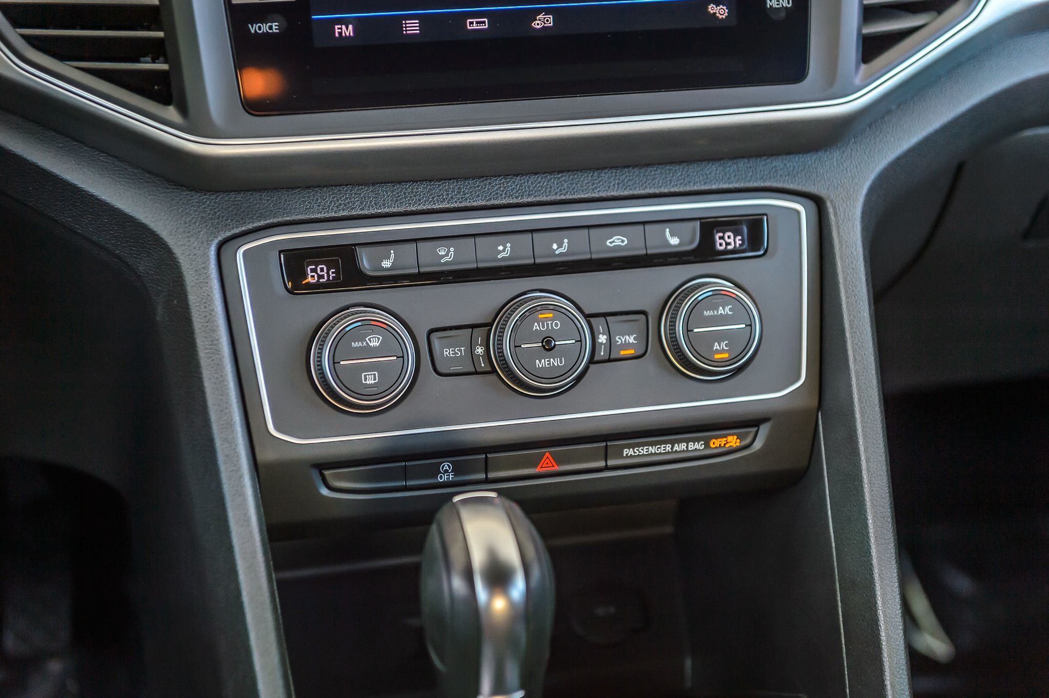 2019 Volkswagen Atlas V6 SE photo 25