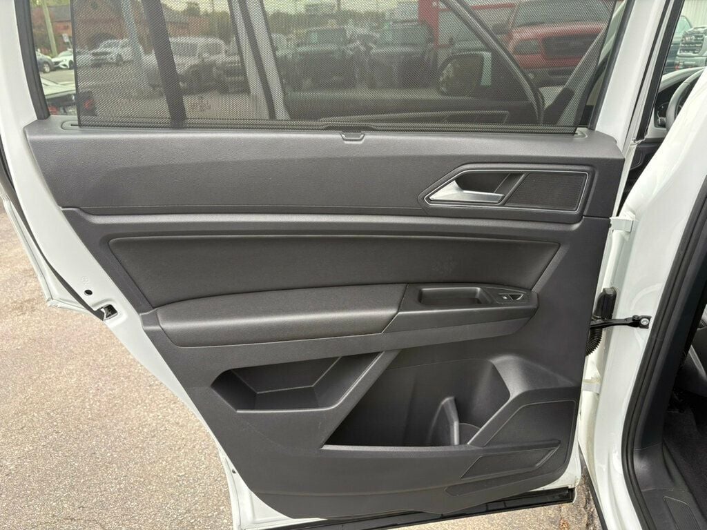 2019 Volkswagen Atlas LocalTrade/R-Line/4-Motion/V6/HeatedFrontSeats/BackupCamera - 22936557 - 21