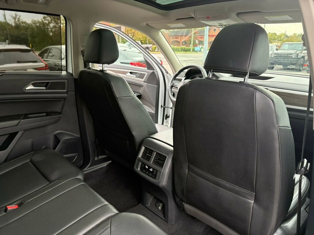 2019 Volkswagen Atlas LocalTrade/R-Line/4-Motion/V6/HeatedFrontSeats/BackupCamera - 22936557 - 24