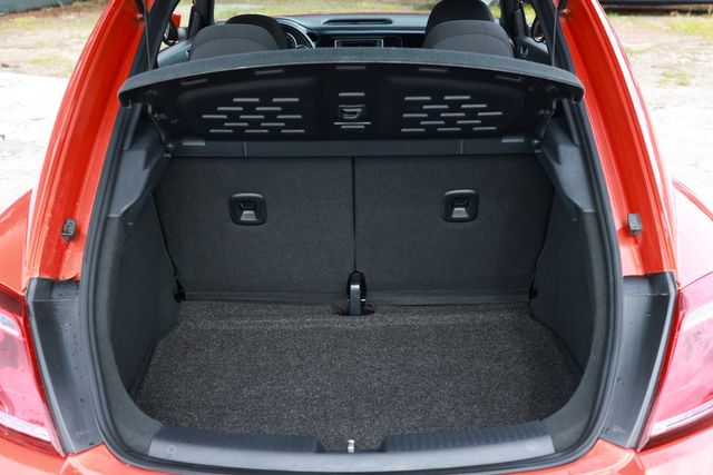 2019 Volkswagen Beetle S Automatic - 23081107 - 26