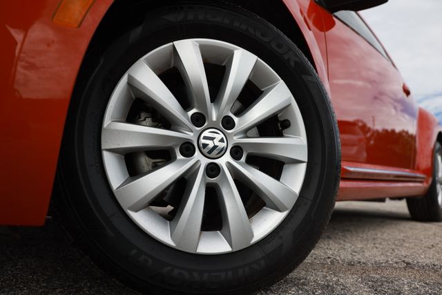 2019 Volkswagen Beetle S Automatic - 23081107 - 32