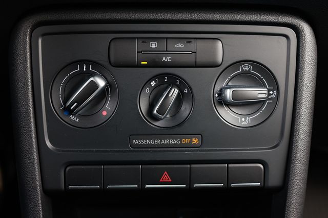 2019 Volkswagen Beetle S Automatic - 23081107 - 33