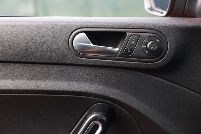 2019 Volkswagen Beetle S Automatic - 23081107 - 42