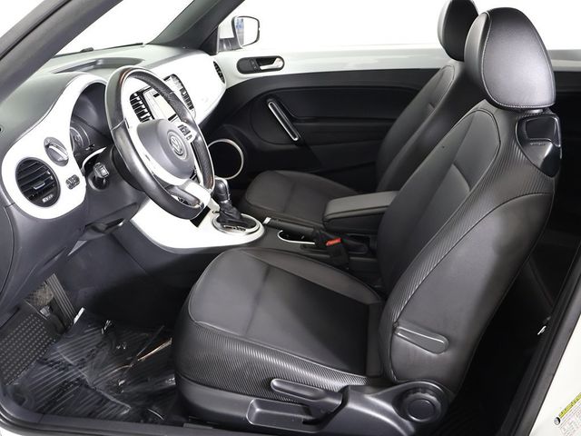 2019 Volkswagen Beetle Convertible Final Edition SE Automatic - 22950150 - 26