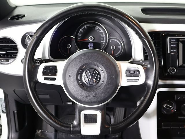 2019 Volkswagen Beetle Convertible Final Edition SE Automatic - 22950150 - 32