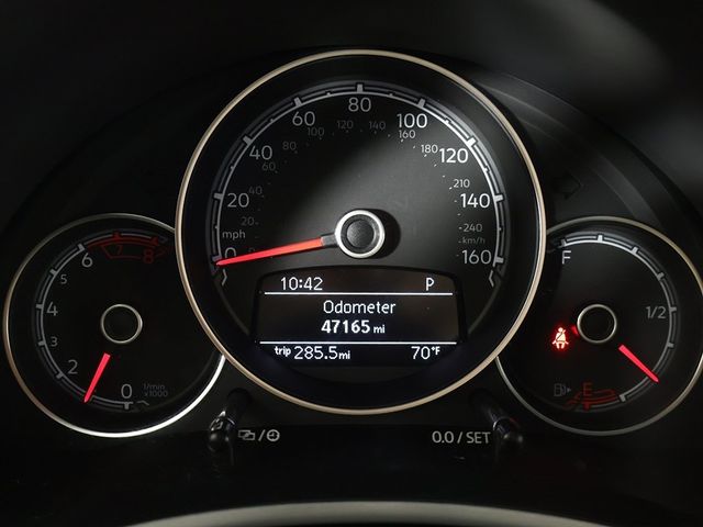 2019 Volkswagen Beetle Convertible Final Edition SE Automatic - 22950150 - 33