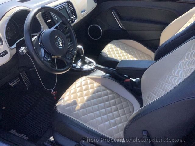 2019 Volkswagen Beetle Convertible S Automatic - 23028637 - 1