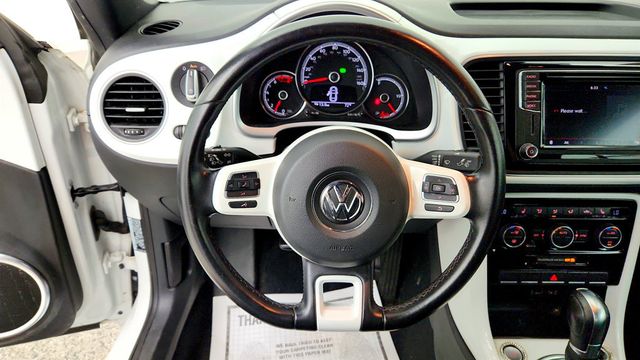 2019 Volkswagen Beetle Convertible SE Automatic - 23033355 - 11