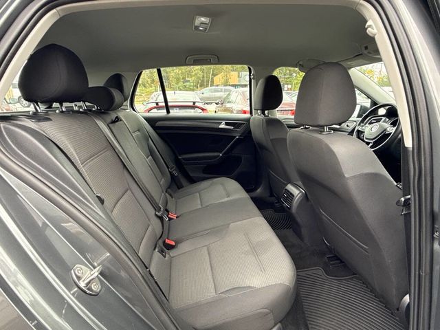 2019 Volkswagen e-Golf 4-Door SE - 22928616 - 13