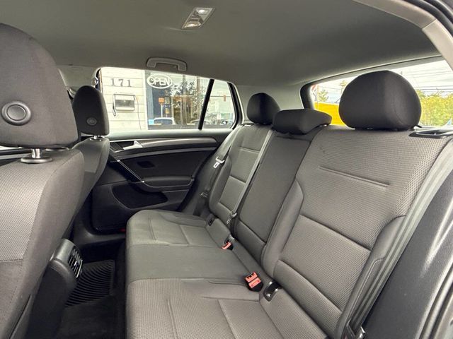 2019 Volkswagen e-Golf 4-Door SE - 22928616 - 15