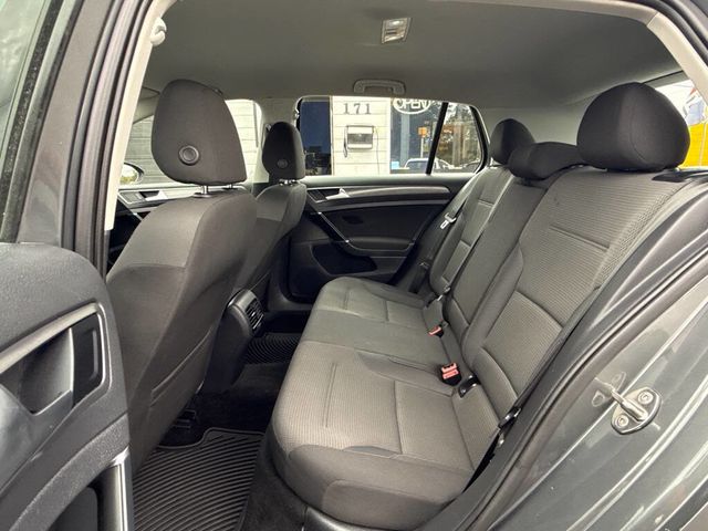 2019 Volkswagen e-Golf 4-Door SE - 22928616 - 16
