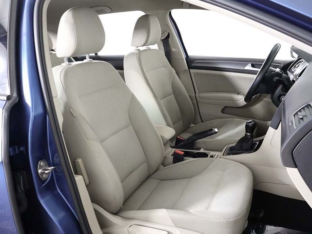 2019 Volkswagen Golf 1.4T S Manual - 22949574 - 25