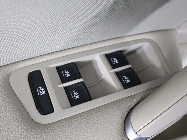 2019 Volkswagen Golf 1.4T S Manual - 22949574 - 34