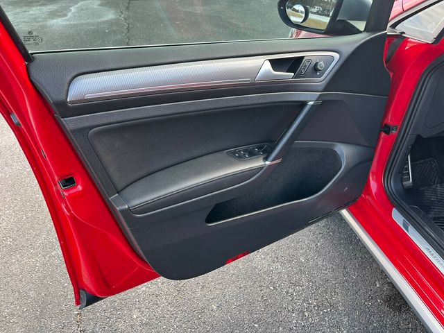 2019 Volkswagen Golf Alltrack 1-Owner AWD German Engineered 6-Speed Station Wagon - 22980946 - 28