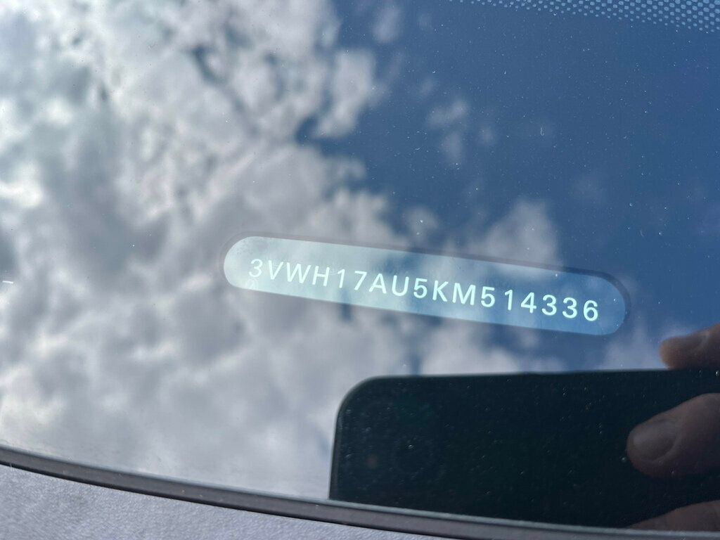 2019 Volkswagen Golf Alltrack 1-Owner AWD German Engineered 6-Speed Station Wagon - 22980946 - 35