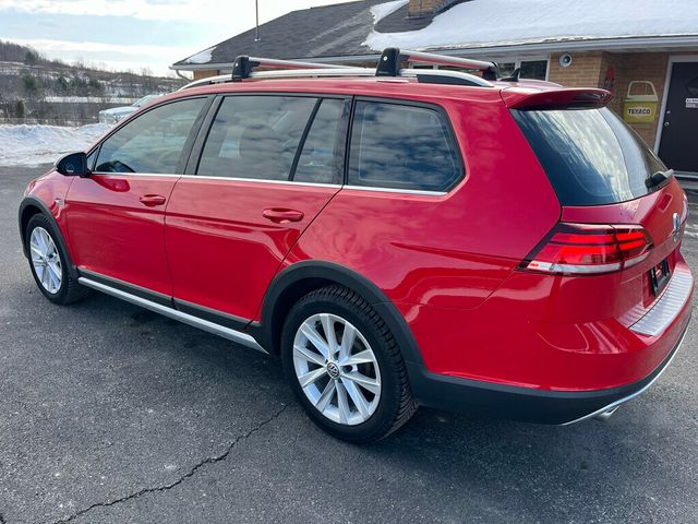 2019 Volkswagen Golf Alltrack 1-Owner AWD German Engineered 6-Speed Station Wagon - 22980946 - 7
