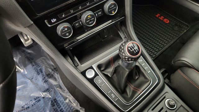2019 Volkswagen Golf GTI 2.0T Autobahn Manual - 23083022 - 16