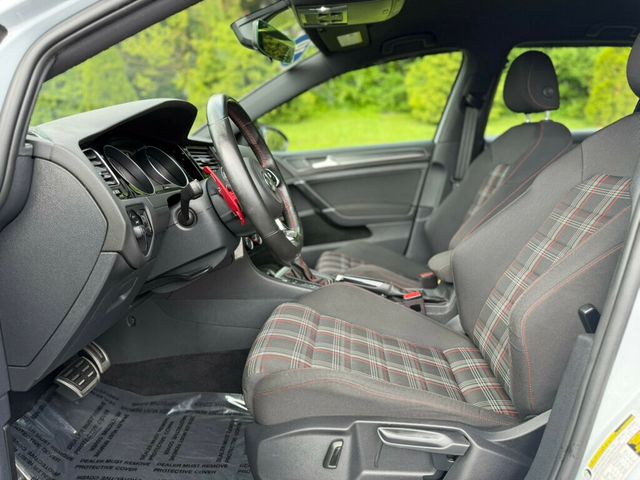 2019 Volkswagen Golf GTI 2.0T S DSG - 23018030 - 16