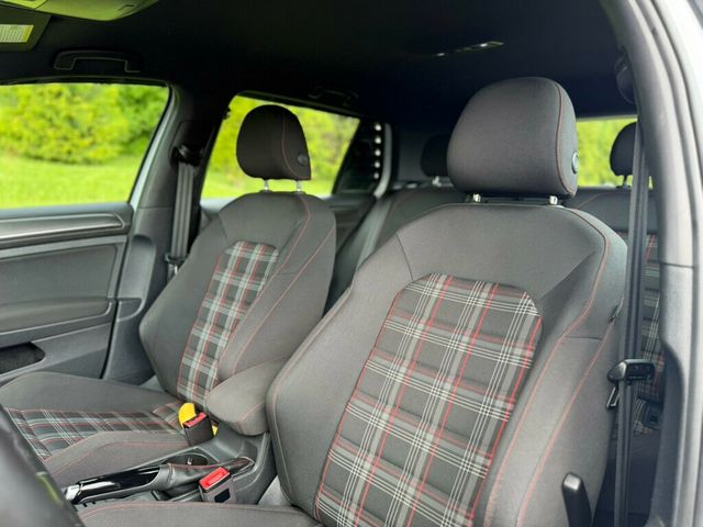 2019 Volkswagen Golf GTI 2.0T S DSG - 23018030 - 17