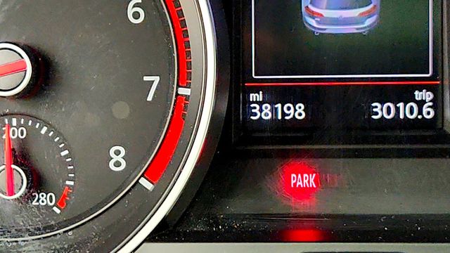 2019 Volkswagen Golf GTI 2.0T SE DSG - 23088513 - 14