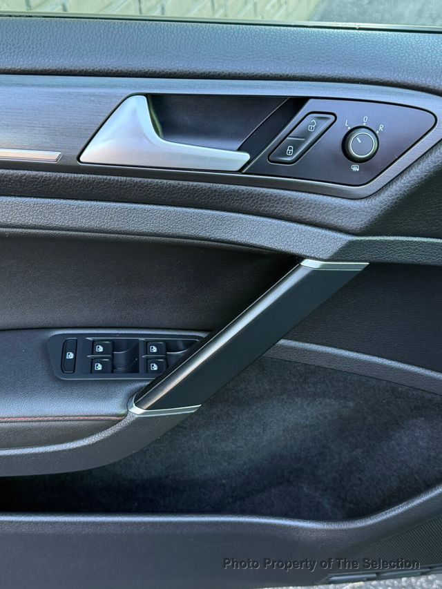 2019 Volkswagen Golf GTI 2.0T SE DSG W/CRASH RESPONSE SYSTEM, LEATHER, BLINDSPOT  - 22996236 - 19