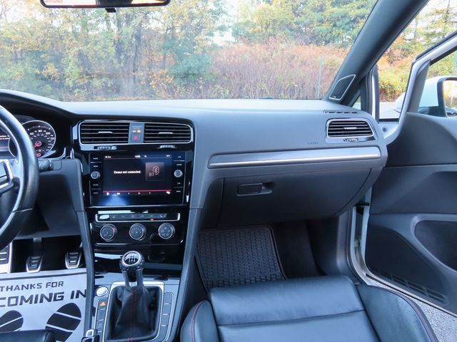2019 Volkswagen Golf GTI 2.0T SE Manual - 22937958 - 31