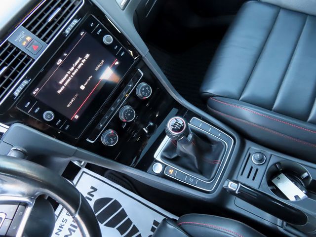 2019 Volkswagen Golf GTI 2.0T SE Manual - 22937958 - 37