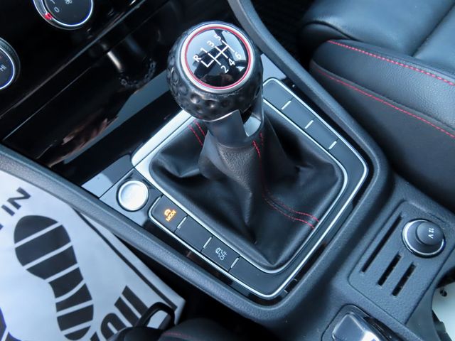 2019 Volkswagen Golf GTI 2.0T SE Manual - 22937958 - 38
