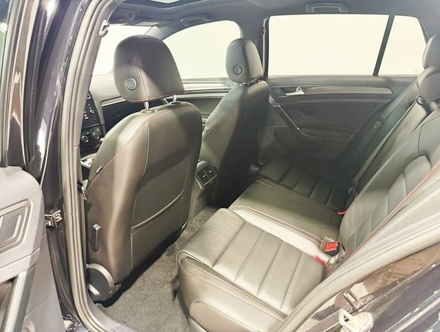 2019 Volkswagen Golf GTI 2.0T SE Manual - 22915702 - 30