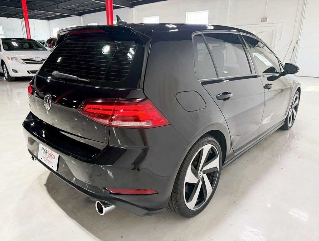 2019 Volkswagen Golf GTI SE photo 7