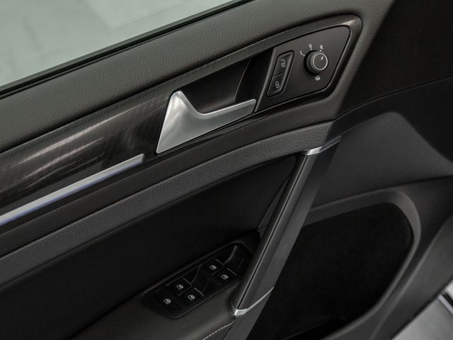 2019 Volkswagen Golf R 2.0T DSG w/DCC/Nav - 22976342 - 31