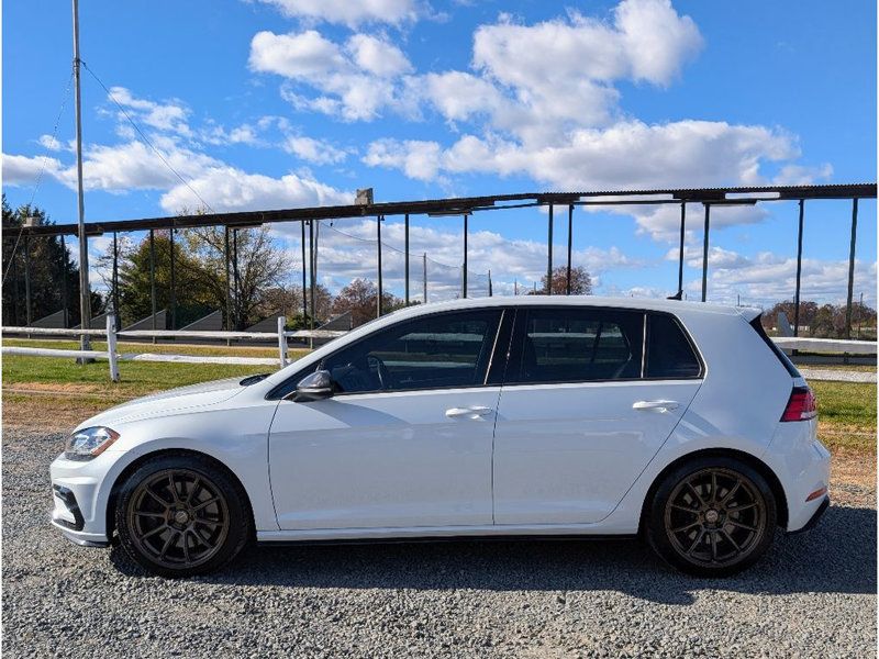 2019 Volkswagen Golf R Base photo 4