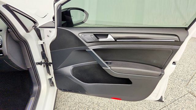 2019 Volkswagen Golf R 2.0T DSG w/DCC/Nav - 23082191 - 24